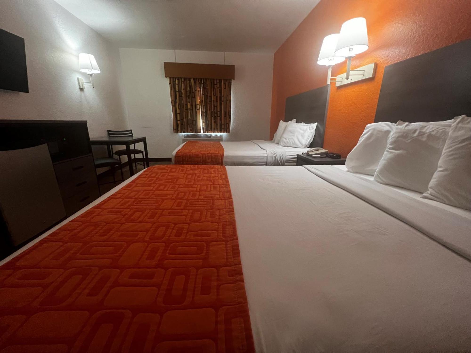 Howard Johnson By Wyndham Galveston Exterior foto
